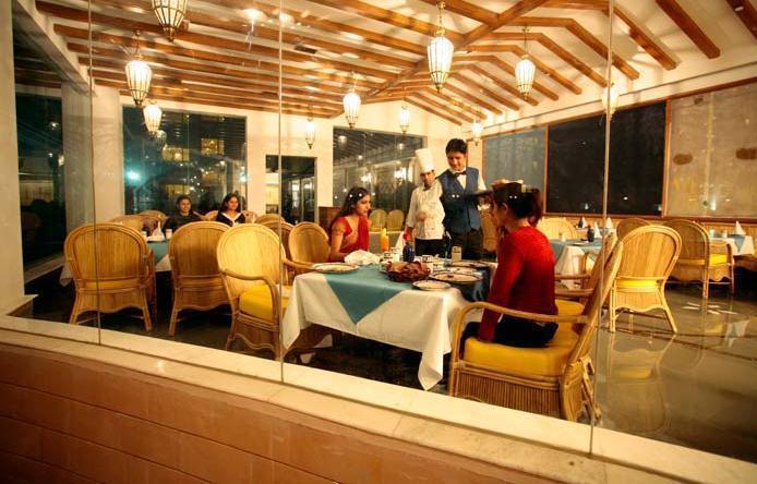 Holiday Regency Moradabad Exterior foto